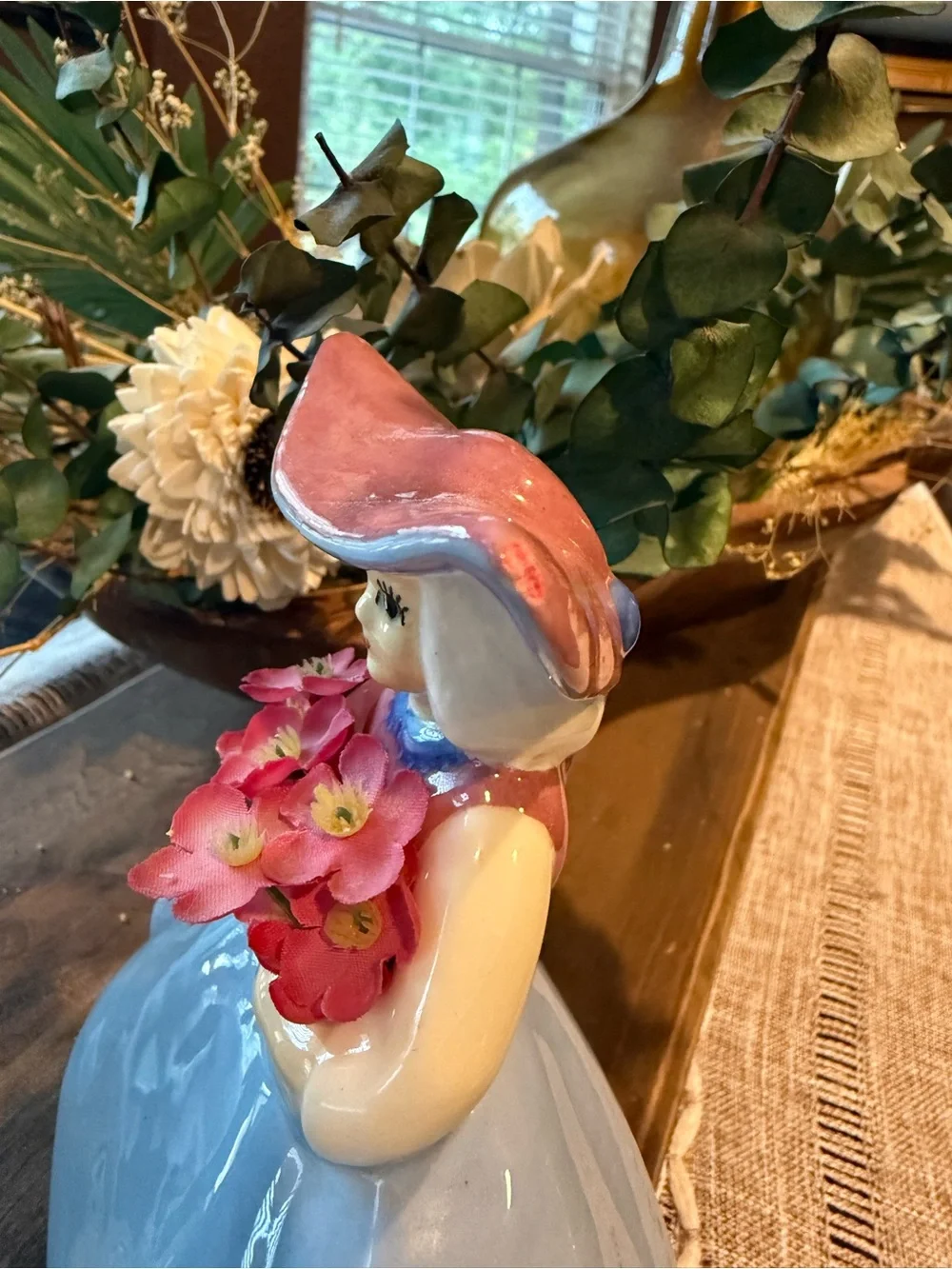Vintage Dutch Girl Flower Bud Vase Goldammer California Pottery 6in Kitschy MCM
